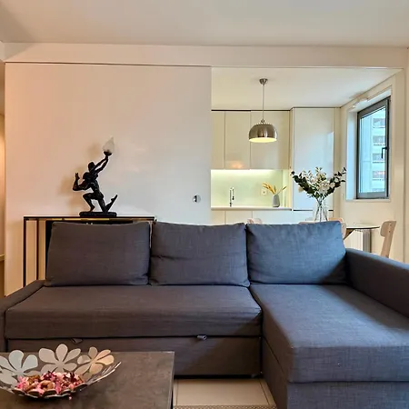 Fernando Pessoa Expo Apartment Lisbon