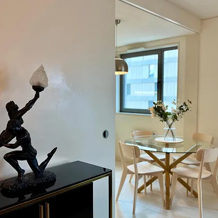 Fernando Pessoa Expo Apartment *