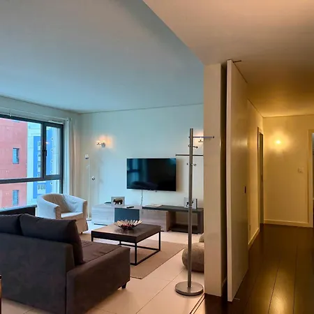 Fernando Pessoa Expo Apartment Lisbon